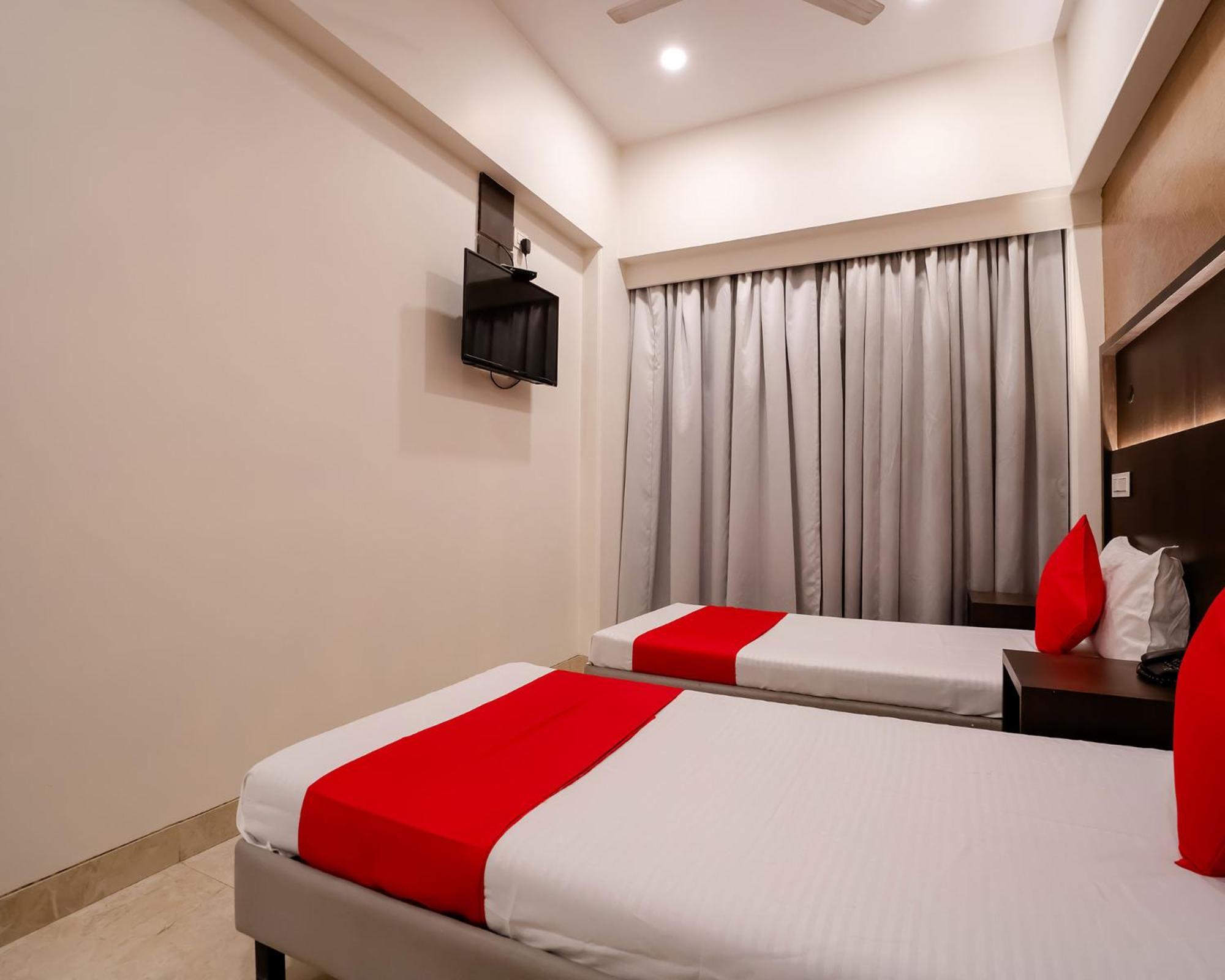 Hotel Grand Seasons- Нави Мумбай Екстериор снимка